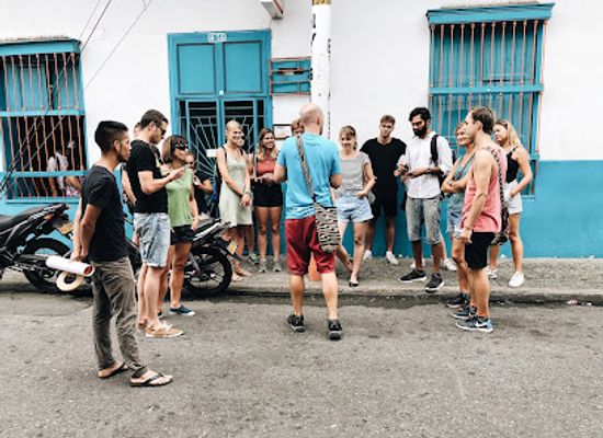 colombia/cali/landmark/callejeros-tours
