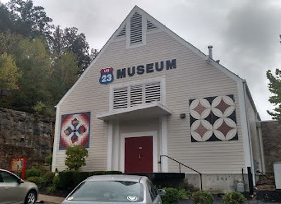 kentucky/outer-bluegrass/landmark/us-23-country-music-highway-museum