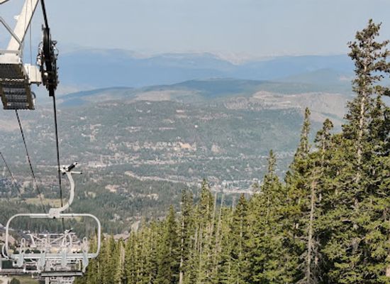 colorado/breckenridge-ski-resort/landmark/epic-discovery-alpine-camp
