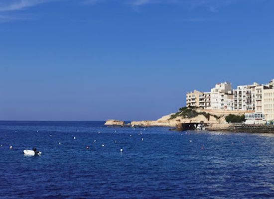 malta/marsalforn-bay/landmark/il-gambero