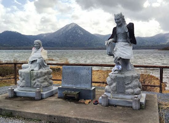 japan/mutsu/landmark/usoriyamako-gokurakuhama