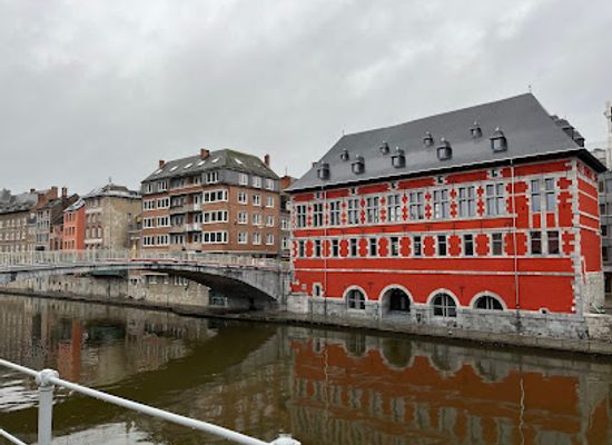 belgium/namur/landmark/office-du-tourisme-de-namur-visit-namur-halle-al-chair