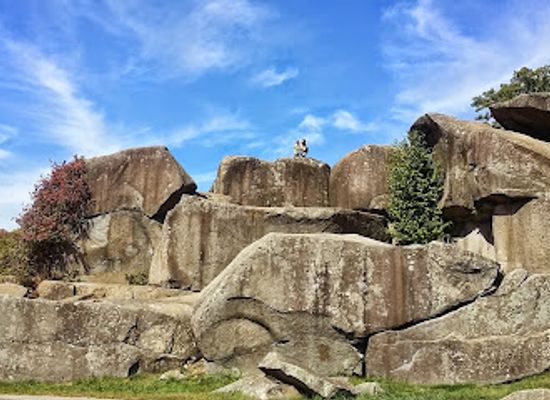 pennsylvania/south-central-pennsylvania/landmark/devil-s-den