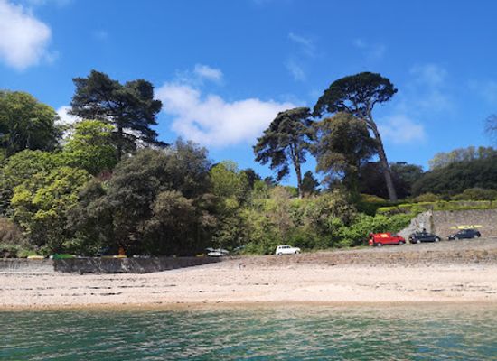 jersey/grouville/landmark/belcroute-bay