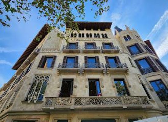 spain/barcelona/landmark/cases-pascual-i-pons