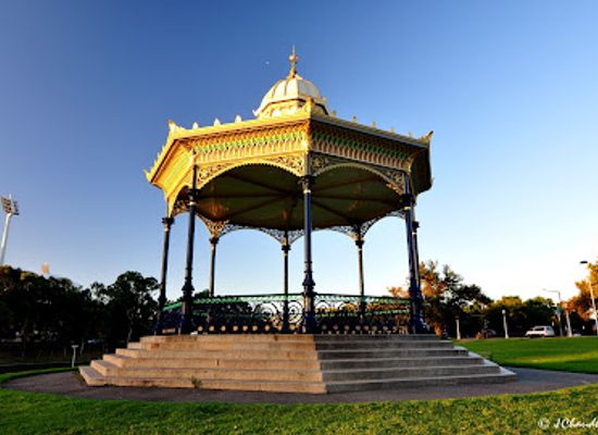 australia/north-east-south-australia/landmark/elder-park