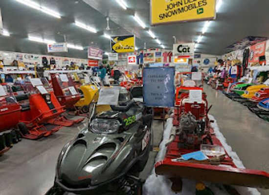 alaska/alaska-peninsula/landmark/top-of-the-lake-snowmobile-museum