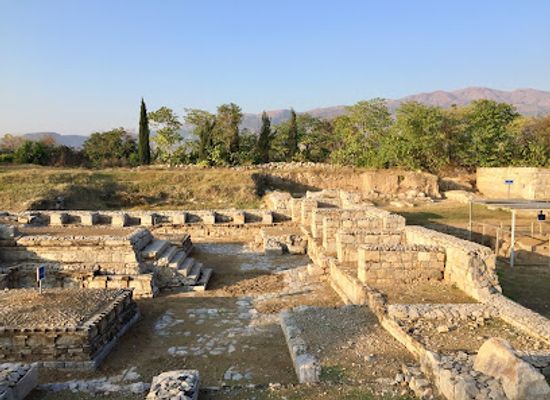 pakistan/gandhara/landmark/jinnan-wali-dheri-site-remains