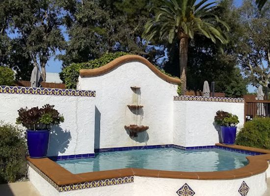 california/campbell/landmark/paseo-de-palomas