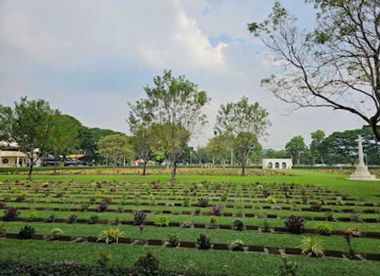 thailand/kanchanaburi/tha-maka/landmark/kanchanaburi-war-cemetery-donrak