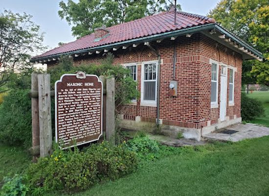 wisconsin/southeast-wisconsin/landmark/wisconsin-state-historical-marker-52-masonic-home