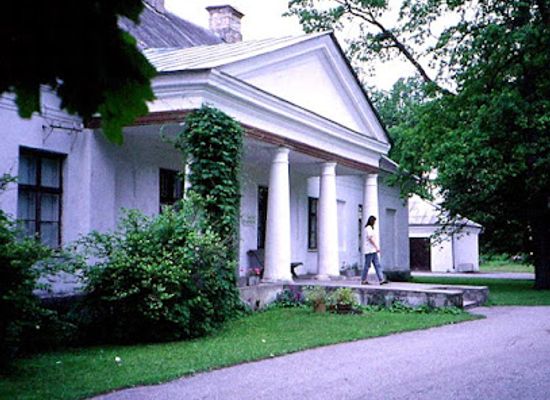 estonia/jarvamaa/landmark/aravete-kulamuuseum