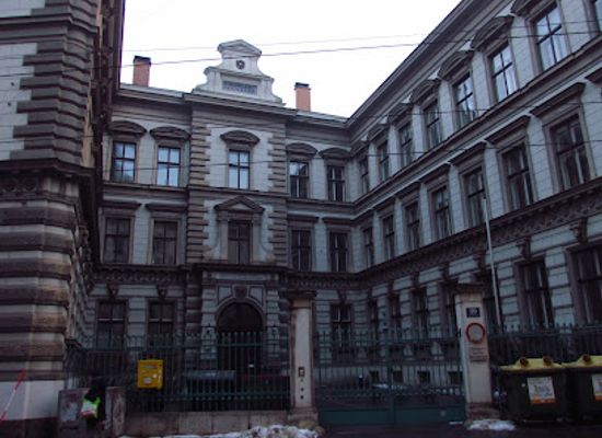 austria/vienna/josefstadt/landmark/palais-strozzi