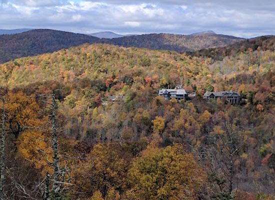 north-carolina/foothills/landmark/grandfather-mountain-overlook
