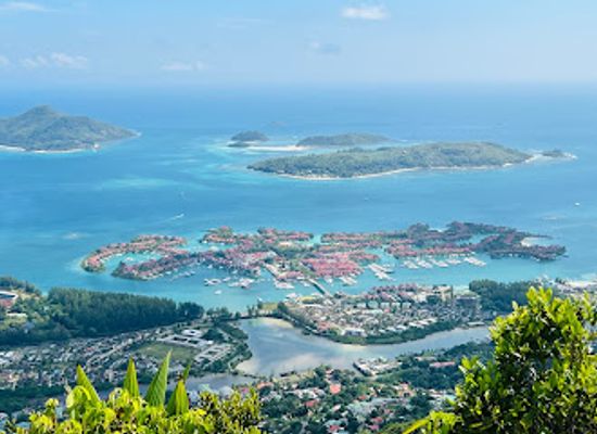 seychelles/bird-island/landmark/copolia-trail