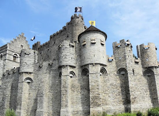 belgium/entre-sambre-et-meuse/landmark/gravensteen