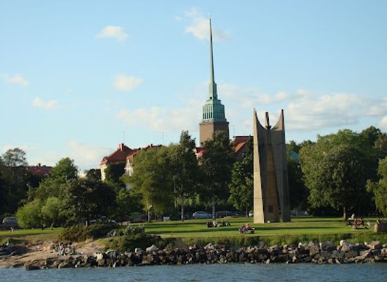 finland/helsinki/eira/landmark/ursinin-kallio