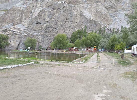 pakistan/baltistan/landmark/buddha-rock-carvings