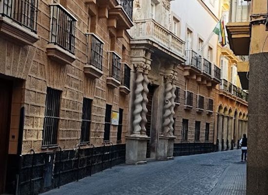 spain/cadiz/landmark/casa-de-las-cadenas