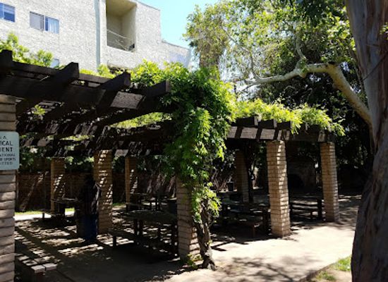 california/southern-california/landmark/casa-adobe-de-san-rafael-and-park