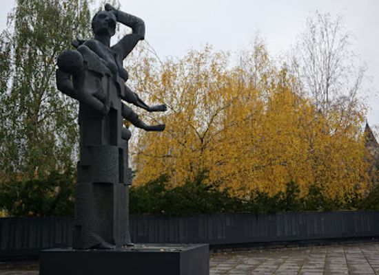 finland/south-karelia/landmark/mother-karelia-monument-for-missed-war-heroes-of-karelia