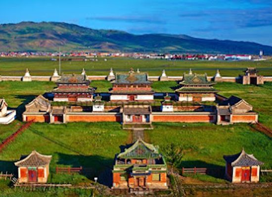 mongolia/mongolian-manchurian-grassland/landmark/mongolian-gobi-attraction-tours