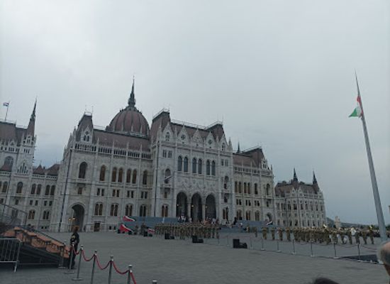 hungary/central-hungary/landmark/national-flagpole