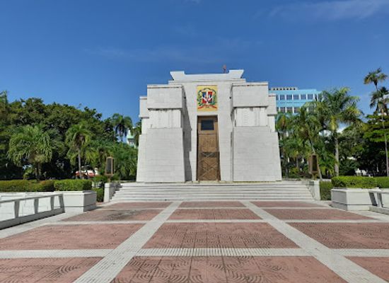 dominican-republic/santo-domingo/gazcue/landmark/altar-de-la-patria