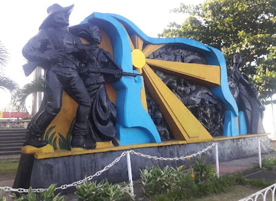 philippines/eastern-visayas/landmark/western-leyte-guerilla-warfare-forces-monument