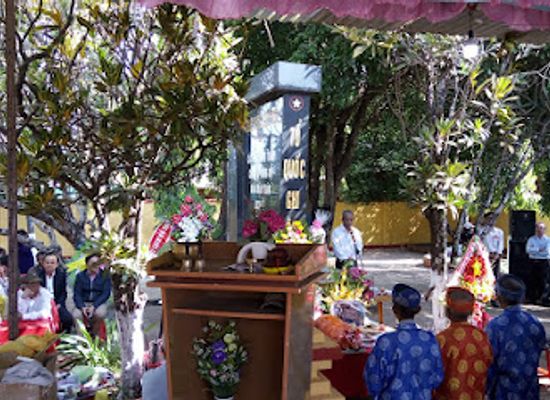 vietnam/buon-ma-thuot/landmark/mau-than-memorial
