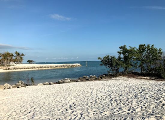 florida/florida-keys/landmark/curry-hammock-state-park