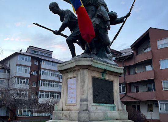 romania/vrancea/landmark/heroes-monument