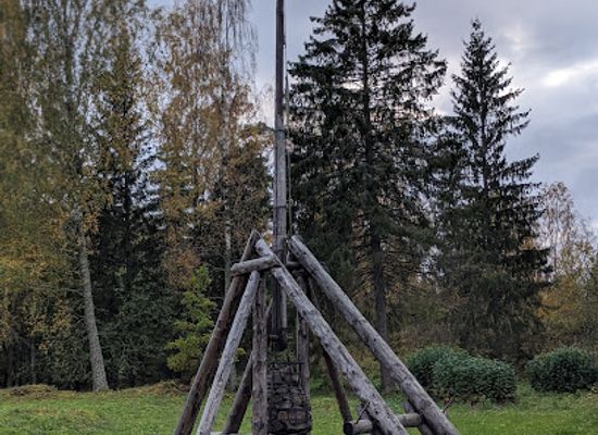 estonia/rapla/landmark/varbola-linnus
