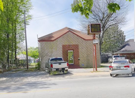 arkansas/pine-bluff/landmark/the-hut-gift-shop