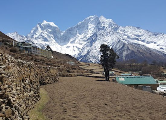 nepal/sagarmatha-zone/landmark/kangtega