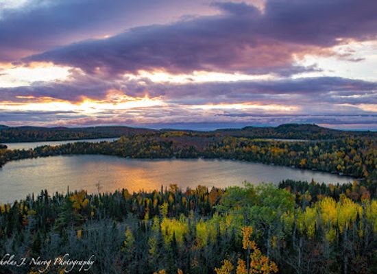 minnesota/lake-superior-s-north-shore/landmark/caribou-lake