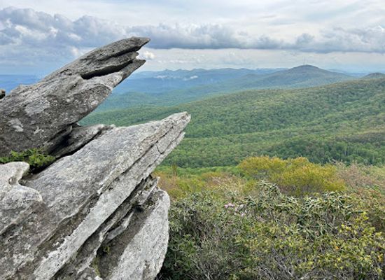 north-carolina/grandfather-mountain/landmark/rough-ridge-lookout-grandfather-mountain-nc