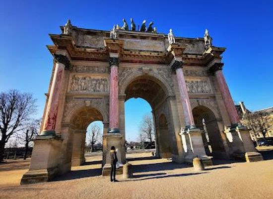 france/versailles/landmark/arc-de-triomphe-du-carrousel
