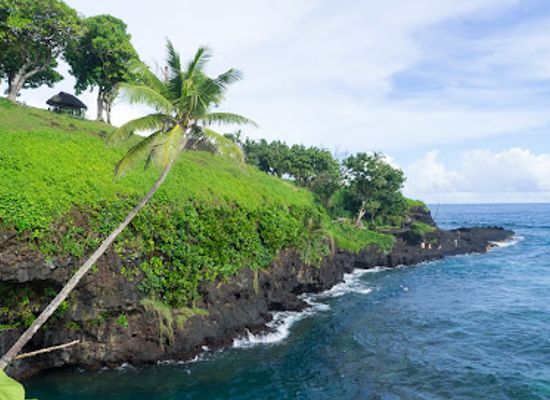 american-samoa/ta-u-island/landmark/to-sua-ocean-trench