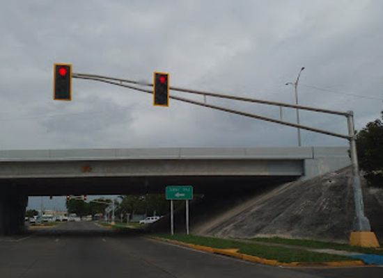 puerto-rico/ponce-region/landmark/monumento-en-memoria-a-los-ilustres-poncenos
