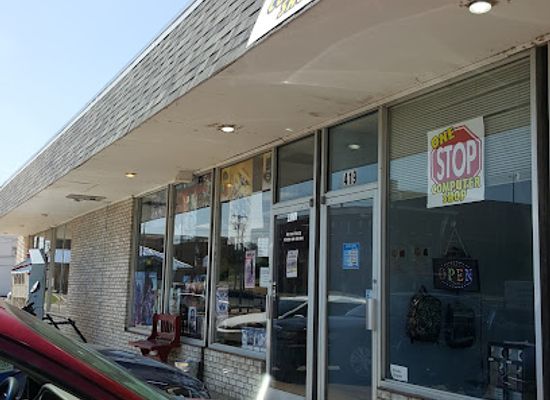 missouri/poplar-bluff/landmark/ken-s-comic-man