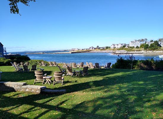 maine/kennebunkport/landmark/stripers-waterside-restaurant