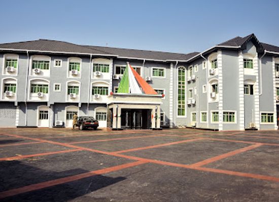 nigeria/uyo/landmark/new-point-hotel-and-suites