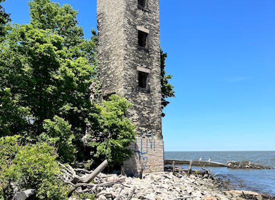 ohio/lake-erie-islands/landmark/turtle-island