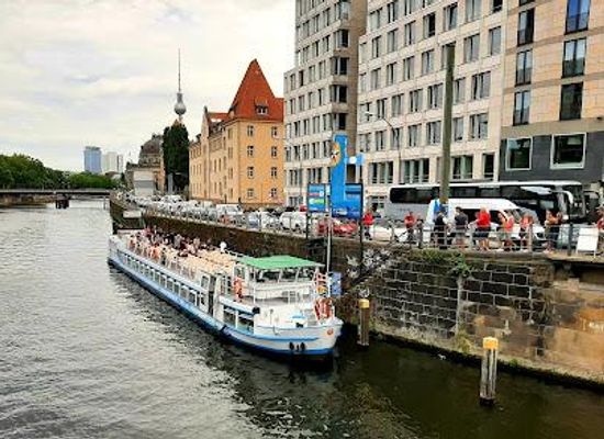 germany/berlin/landmark/weidendammer-brucke