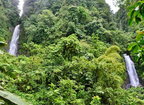 dominica/la-plaine/landmark/trafalgar-falls