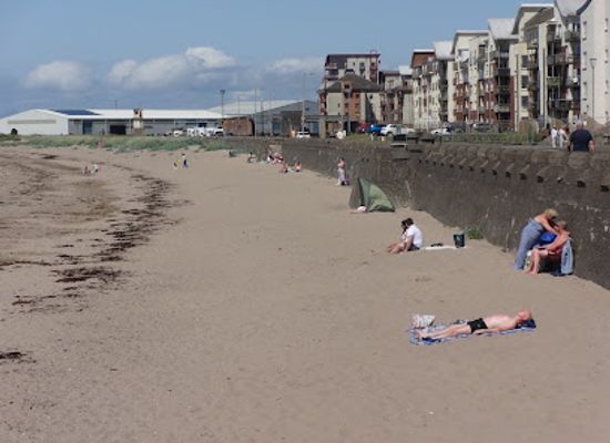 united-kingdom/ayrshire/attraction/ayr-beach-2