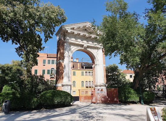 italy/venice/landmark/vestigia-della-ex-chiesa-di-sant-antonio-di-castello