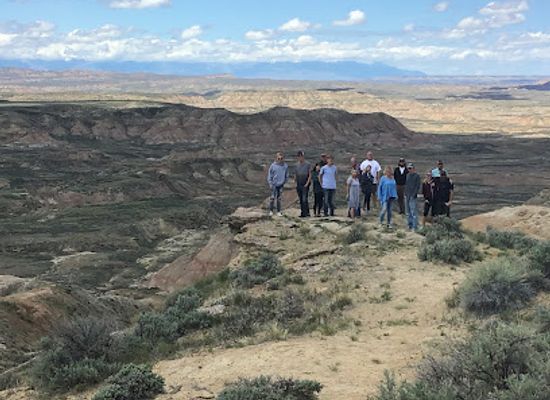 wyoming/cody/landmark/red-canyon-wild-mustang-tours