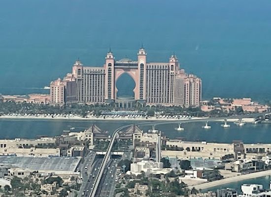 united-arab-emirates/dubai/palm-jumeirah/landmark/the-view-at-pal-jumeirah